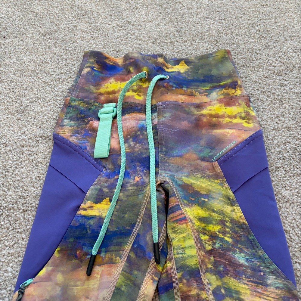 Lululemon Cargo Super High Rise Hiking Tight‎ Womens 2 Altered Nature Gorpcore - Picture 2 of 11